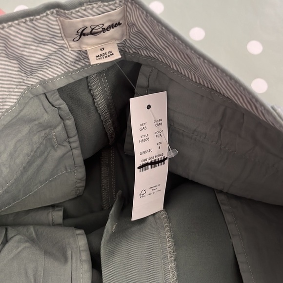 J. Crew 4" stretch chino shorts H5806 Light Green 8 - Picture 2 of 6